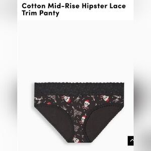 NWT Torrid Cotton mid-rise Hipster lace trim panty 1X terror xmas night print